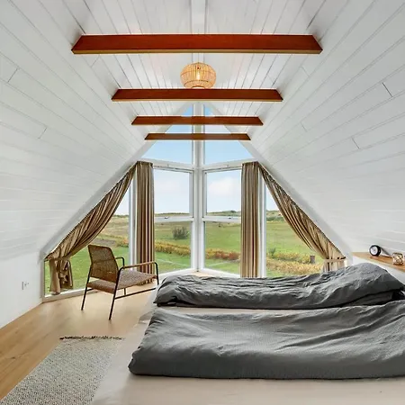 Ferienhaus Nice In Tranekaer With House Sea View