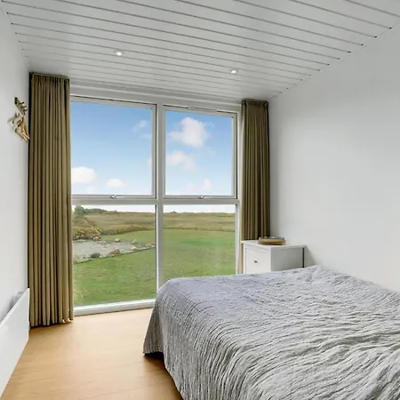 Ferienhaus Nice In Tranekaer With House Sea View Skattebølle